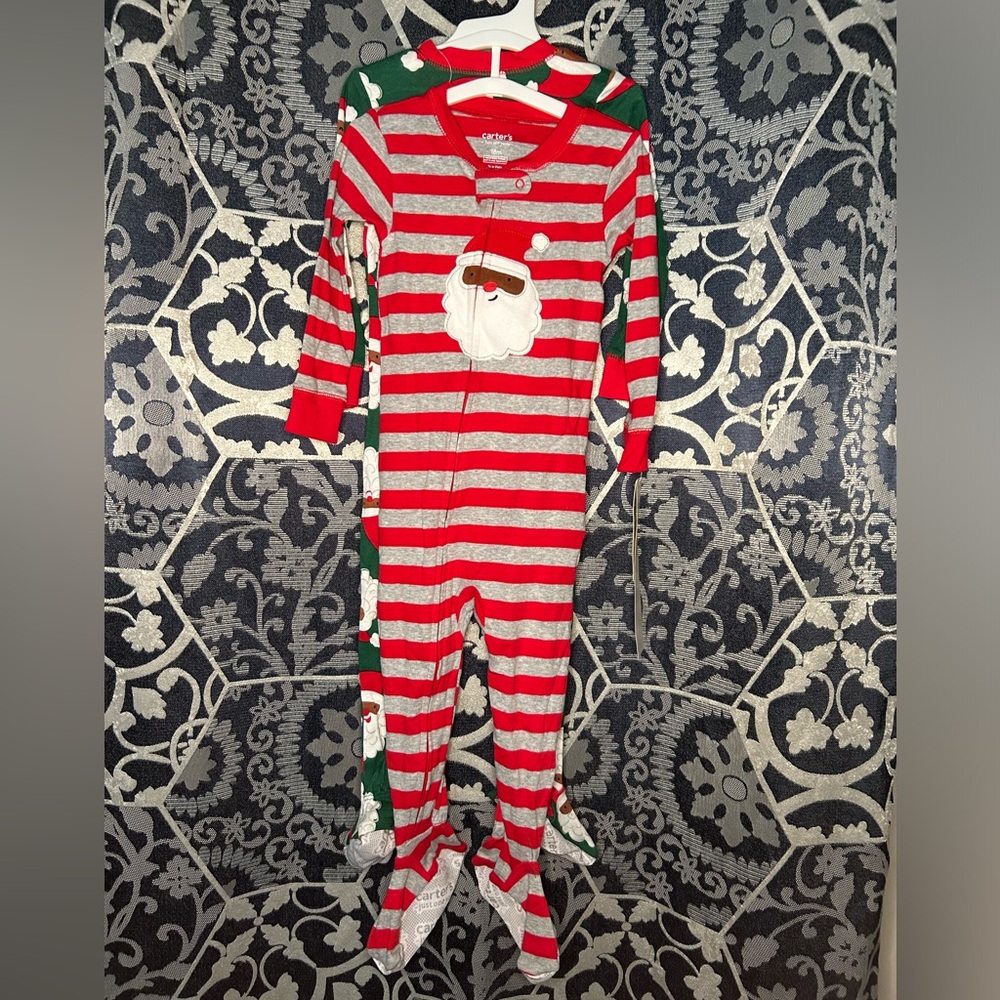 NWT carters Kids 2pc green/red Santa pj set